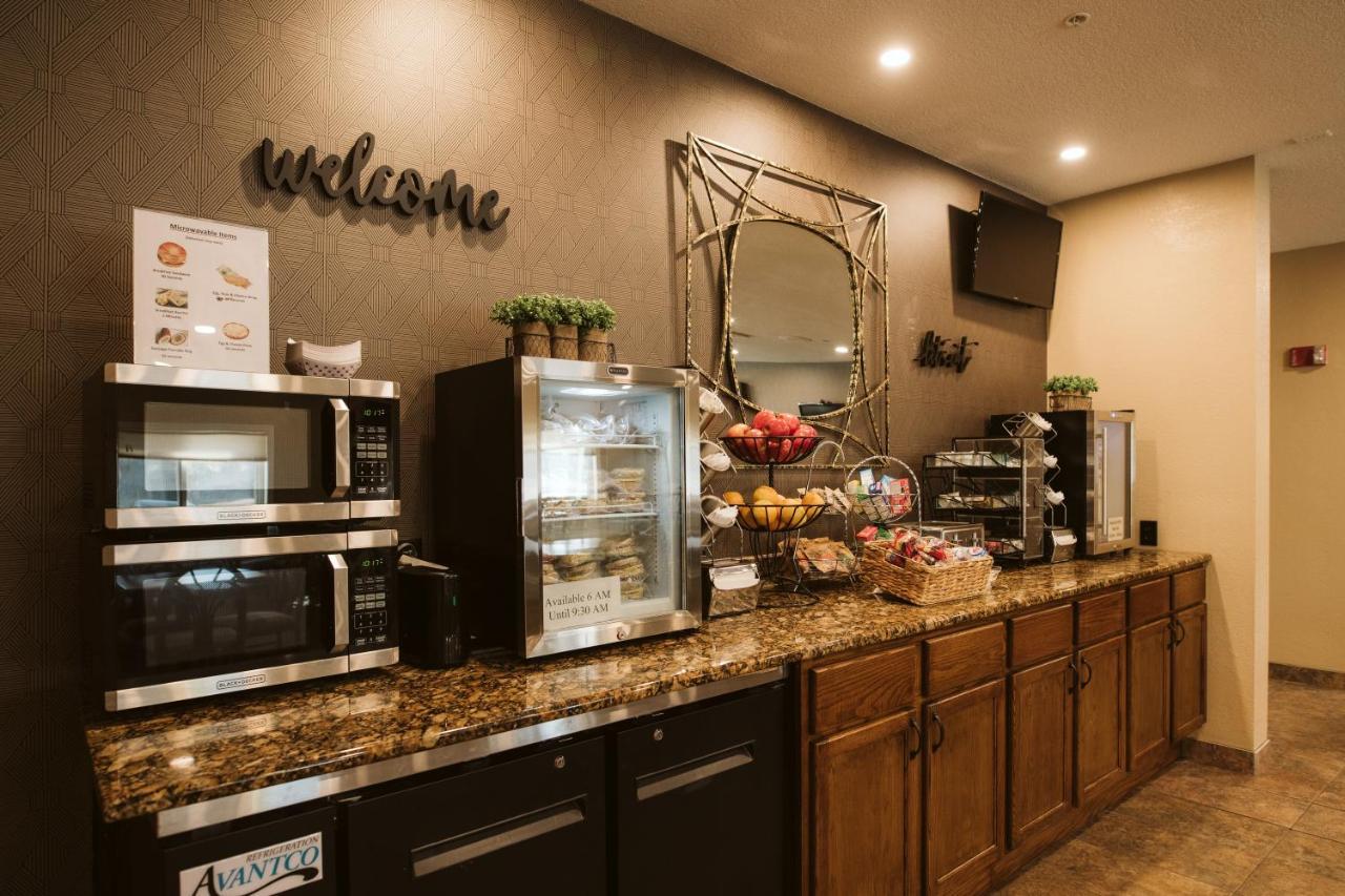 Everspring Suites Bismarck Buitenkant foto