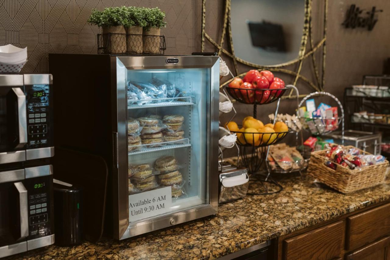 Everspring Suites Bismarck Buitenkant foto
