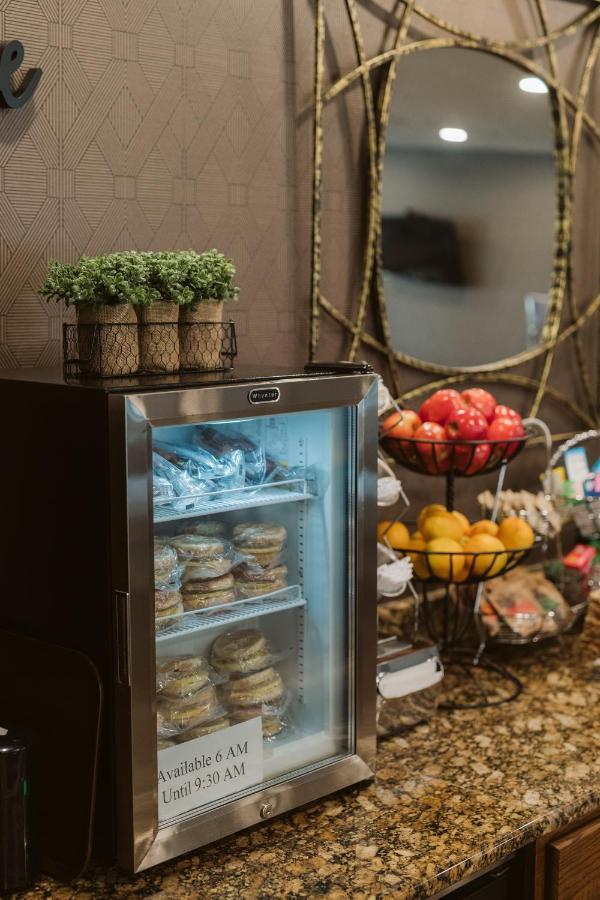 Everspring Suites Bismarck Buitenkant foto
