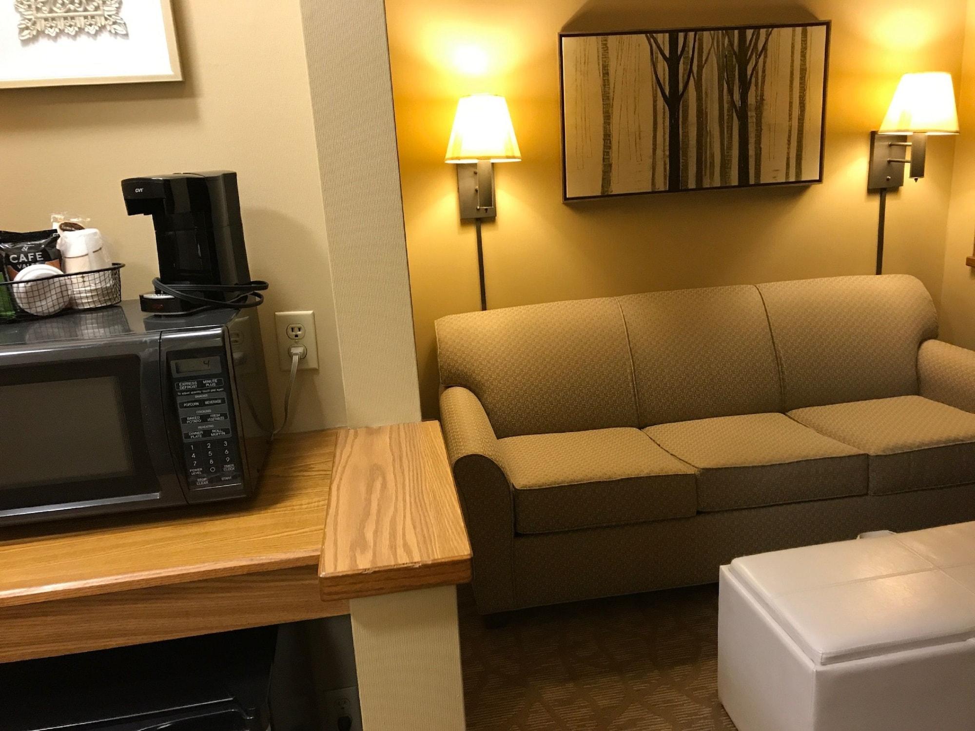 Everspring Suites Bismarck Buitenkant foto